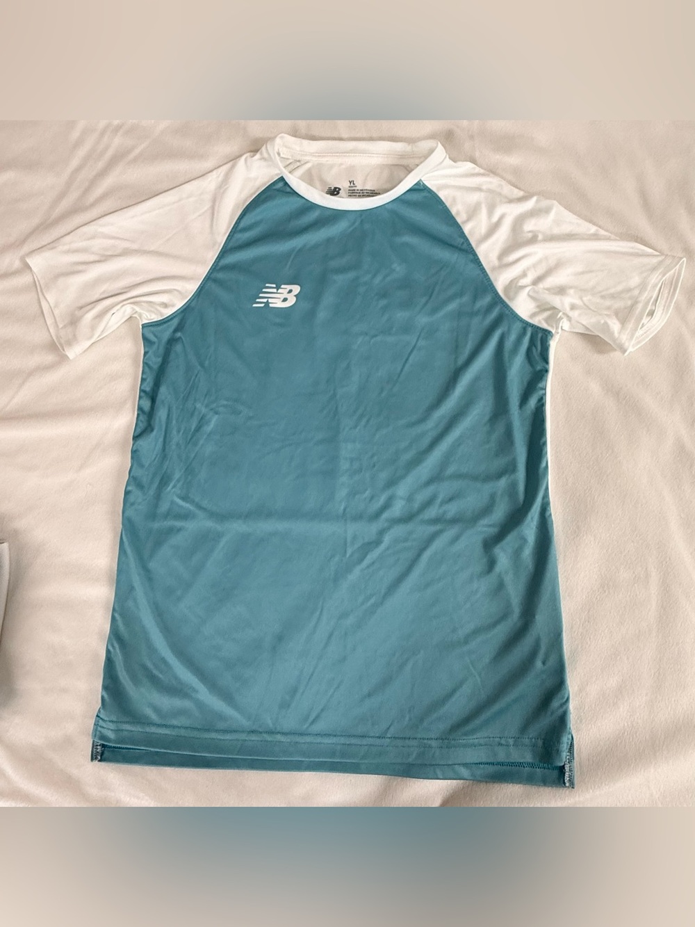 Brand New New Balance Unisex Teal and White Short-Sleeve Performance Tee